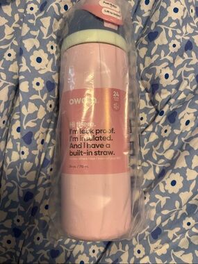 OWA Pink Insulated Drink Bottle with Built-In Straw 24 Oz